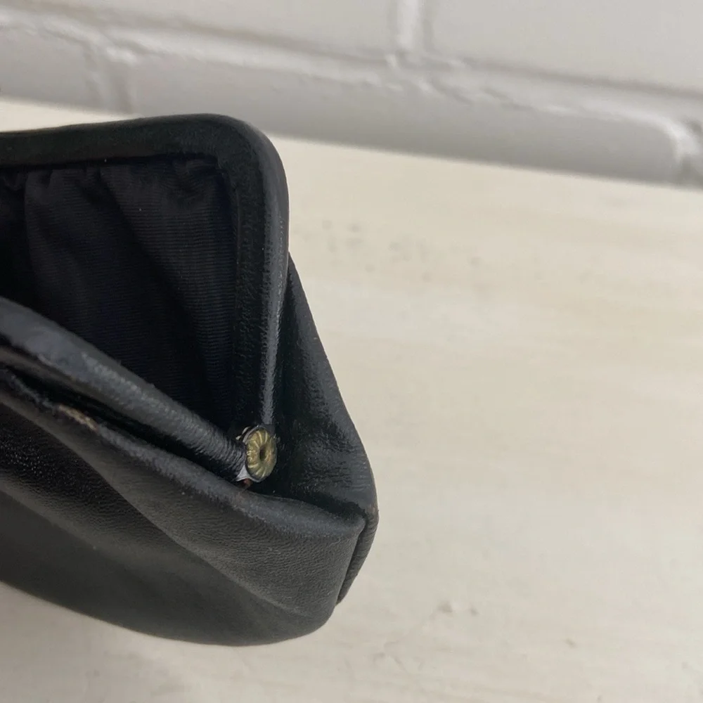 classic vintage petite small little black change purse